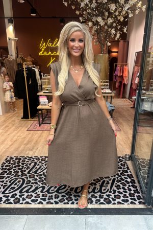 Jurk Elize bruin
