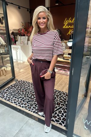 Streep trui bordeaux