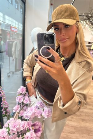 Pet Lottie camel